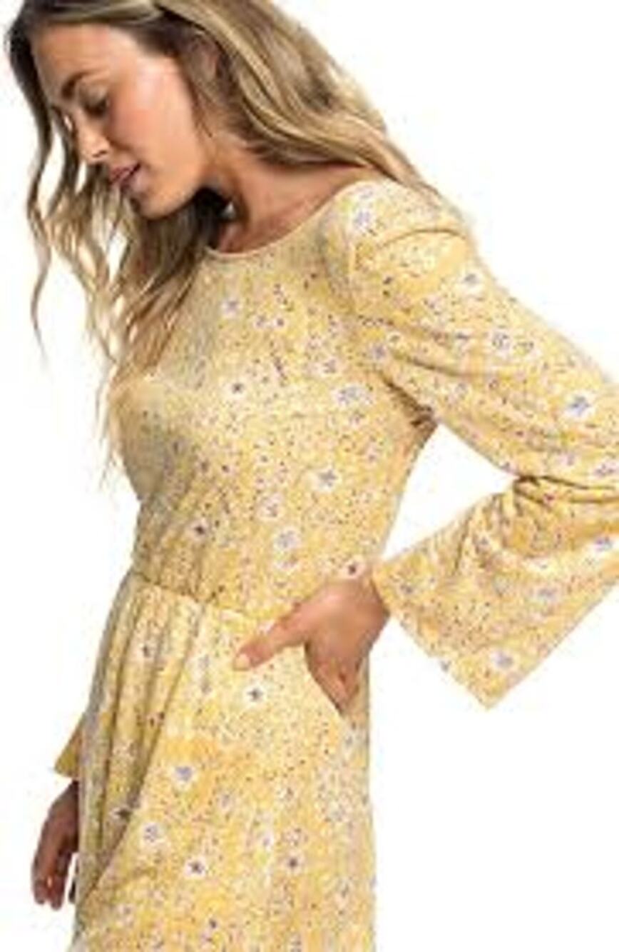 ROXY Beach Chiller Mini Long Sleeve Romper Size Small S FEMININE SOFT GIRL